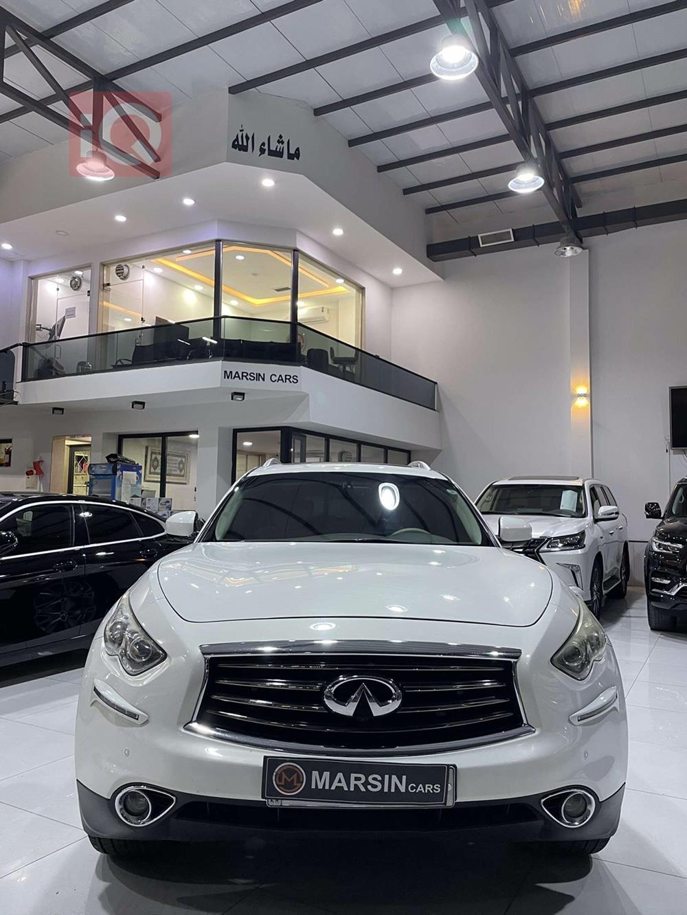 انفنتي QX70